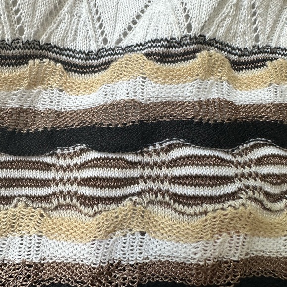 Light weight Italian knit dress. Black, brown, tan and white. Model size 6-8 - Picture 8 of 8